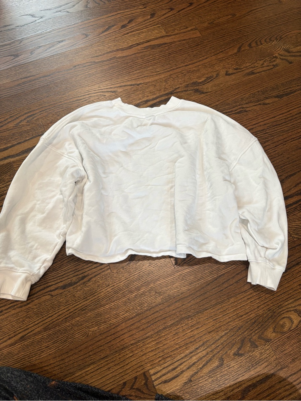 White crewneck with bikini - Picture 2 of 3